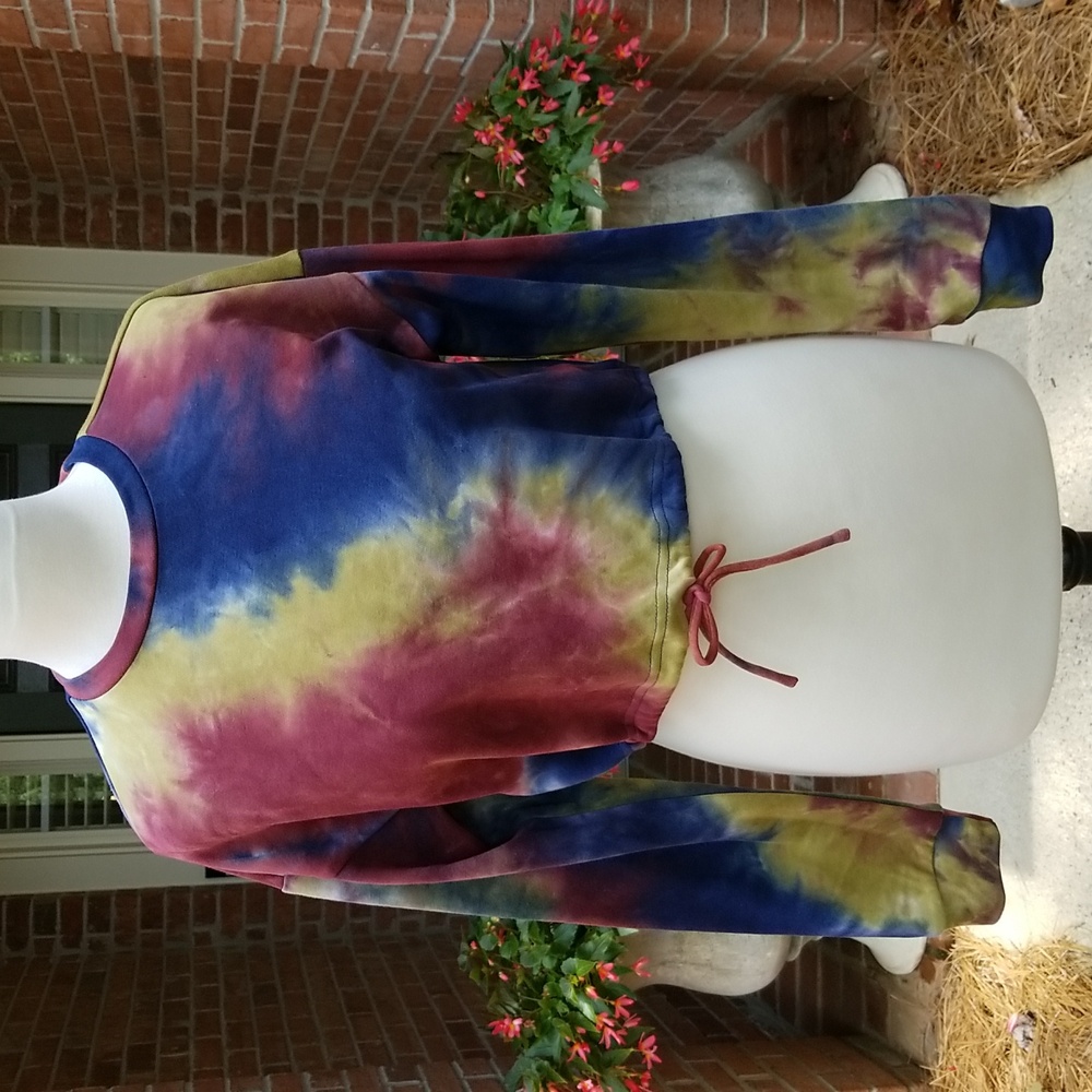 Better Be Cropped Tie Dye Sweatshirt